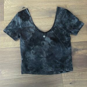Lulu Align Top